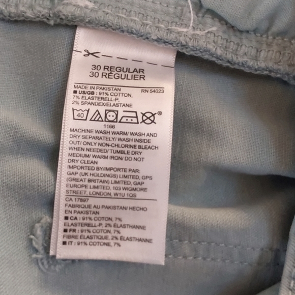 GAP Legging Crop - Picture 5 of 7